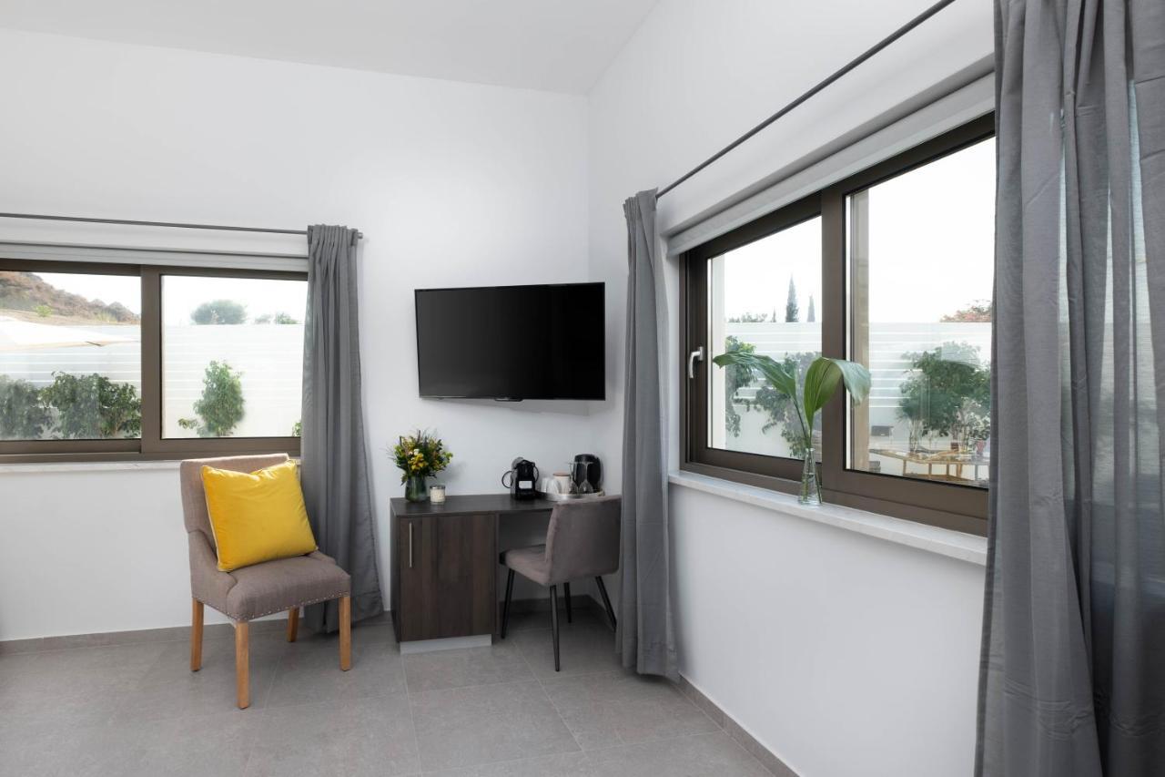 Rooms At Villa Amour Cyprus Ворокліні Екстер'єр фото